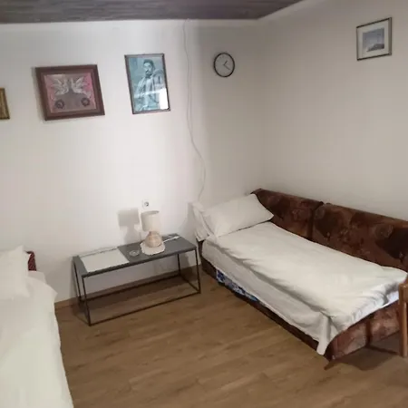 Kucica Na Selu