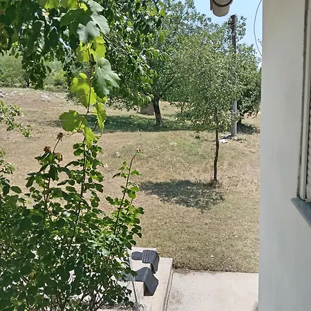 Kucica Na Selu بيت للعطل *