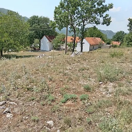 Kucica Na Selu *